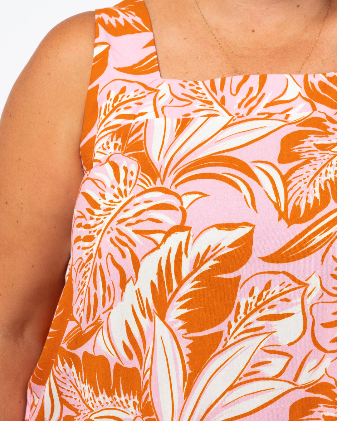 quality, smart casual, affordable, effortless, summer, winter, stylish, eb&ive, isle of mine, haven, jogger, denim, smart casual, comfortable, on trend, inclusive sizing, Australian designers, fashion, options, eco friendly options, sustainable clothing, sourced locally, Cle the label, small business, support small business, knits, sale, label of love, malibu top, summer print, tailored, sleeveless, on trend, cotton