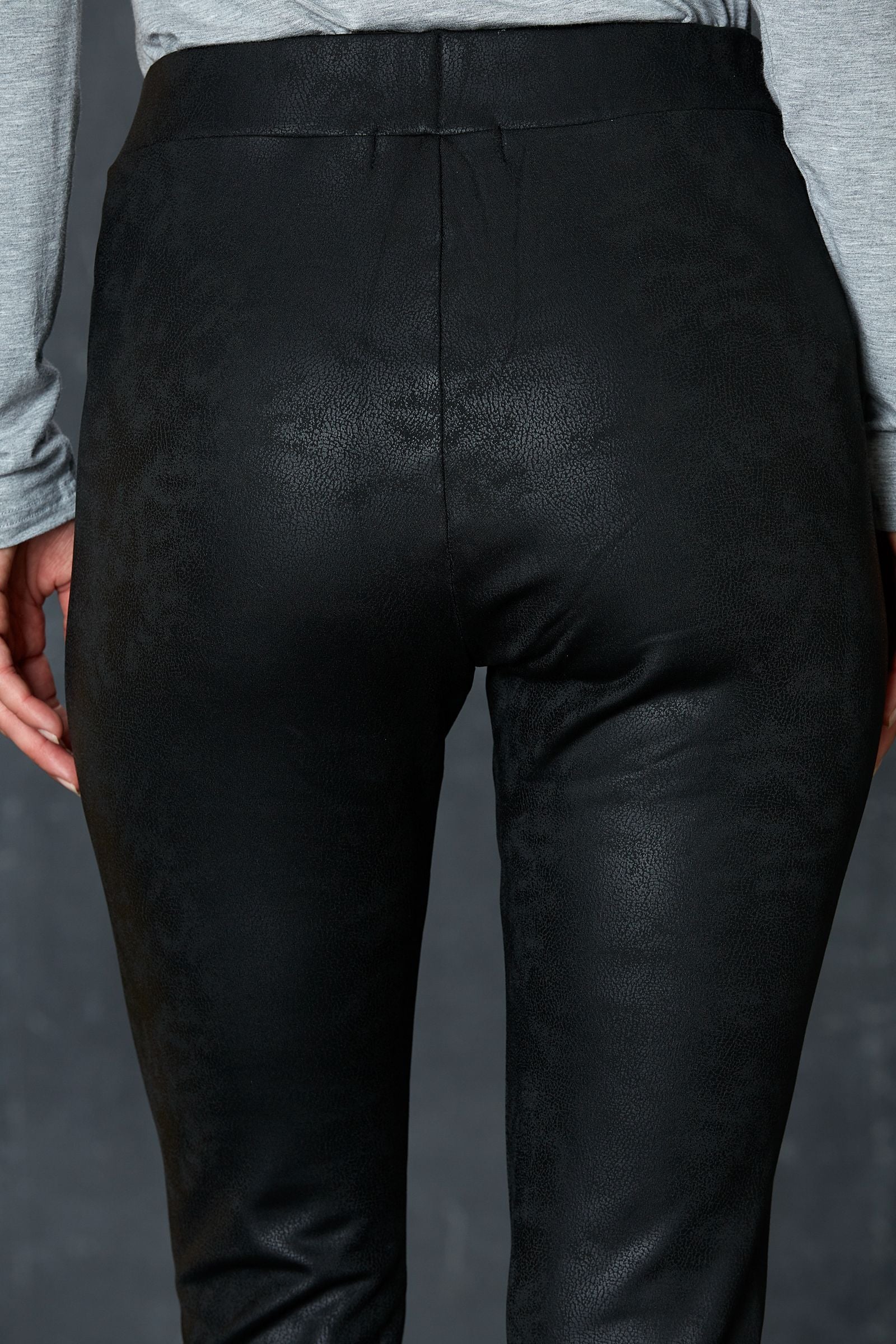 Lazy Dayz Legging, black legging, snake skin print, animal print, polyester PU spandex mix, winter 2022, autumn 2022, faux zip, 2 pockets, on trend, alternative to jeans, small business