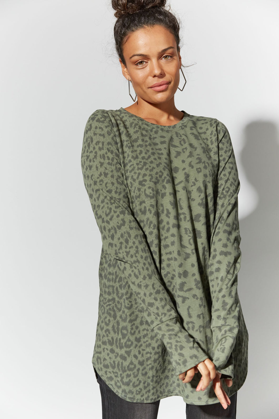 Zambia tshirt, Haven, long sleeve tee, navajo, fern, clay, raven, thumb hole, round neck, scoop front and back, side splits, leopard print, winter 2022, autumn 2022, smart casual, on trend, small business, online