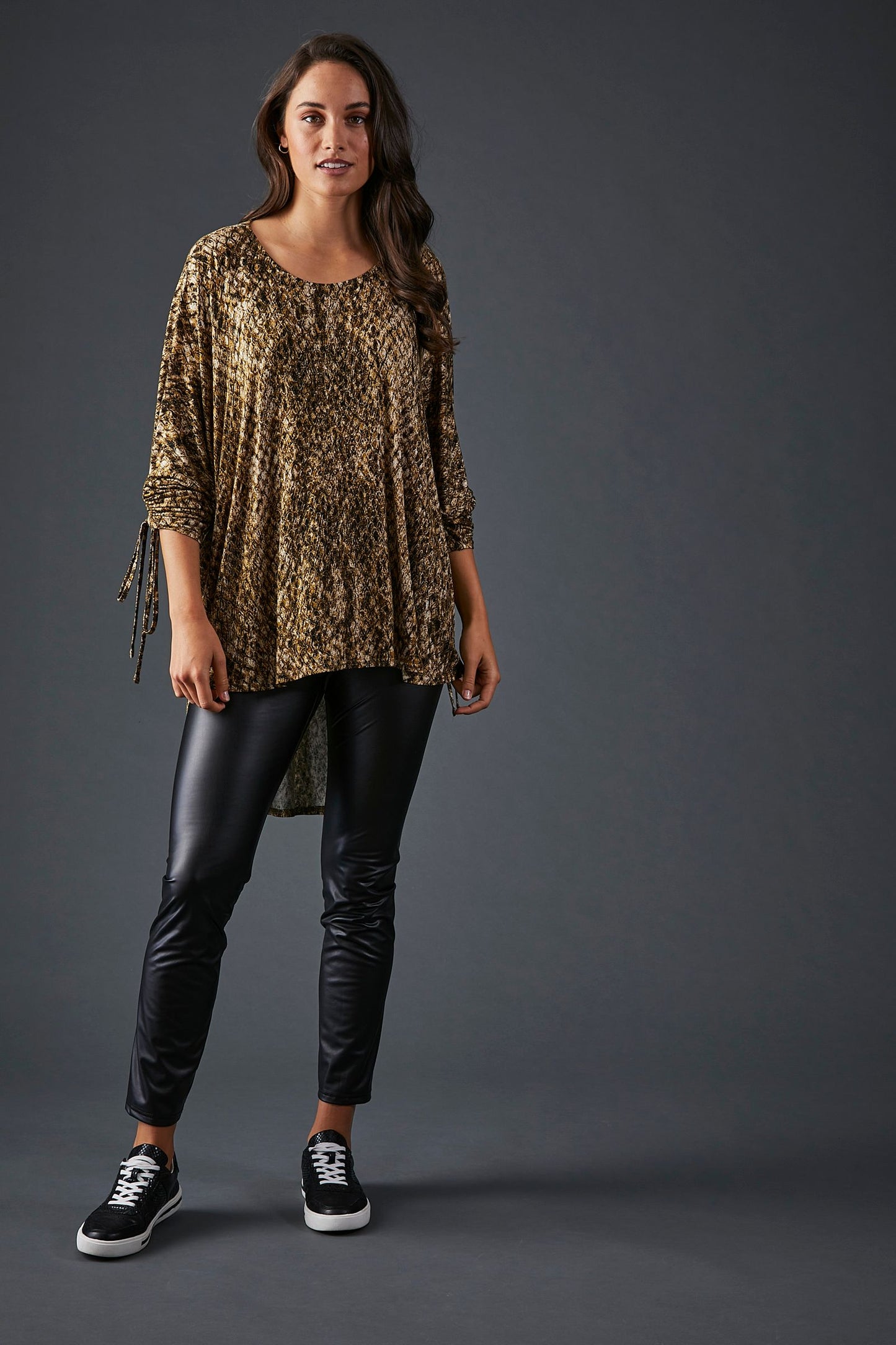 El Questro Ruched Top, Boa, Mud, Port, round neck, long scoop at back, ruched sleeve,  rayon spandex mix, leopard print, eb&ive, winter 2022, autumn 2022, small business, online, one size