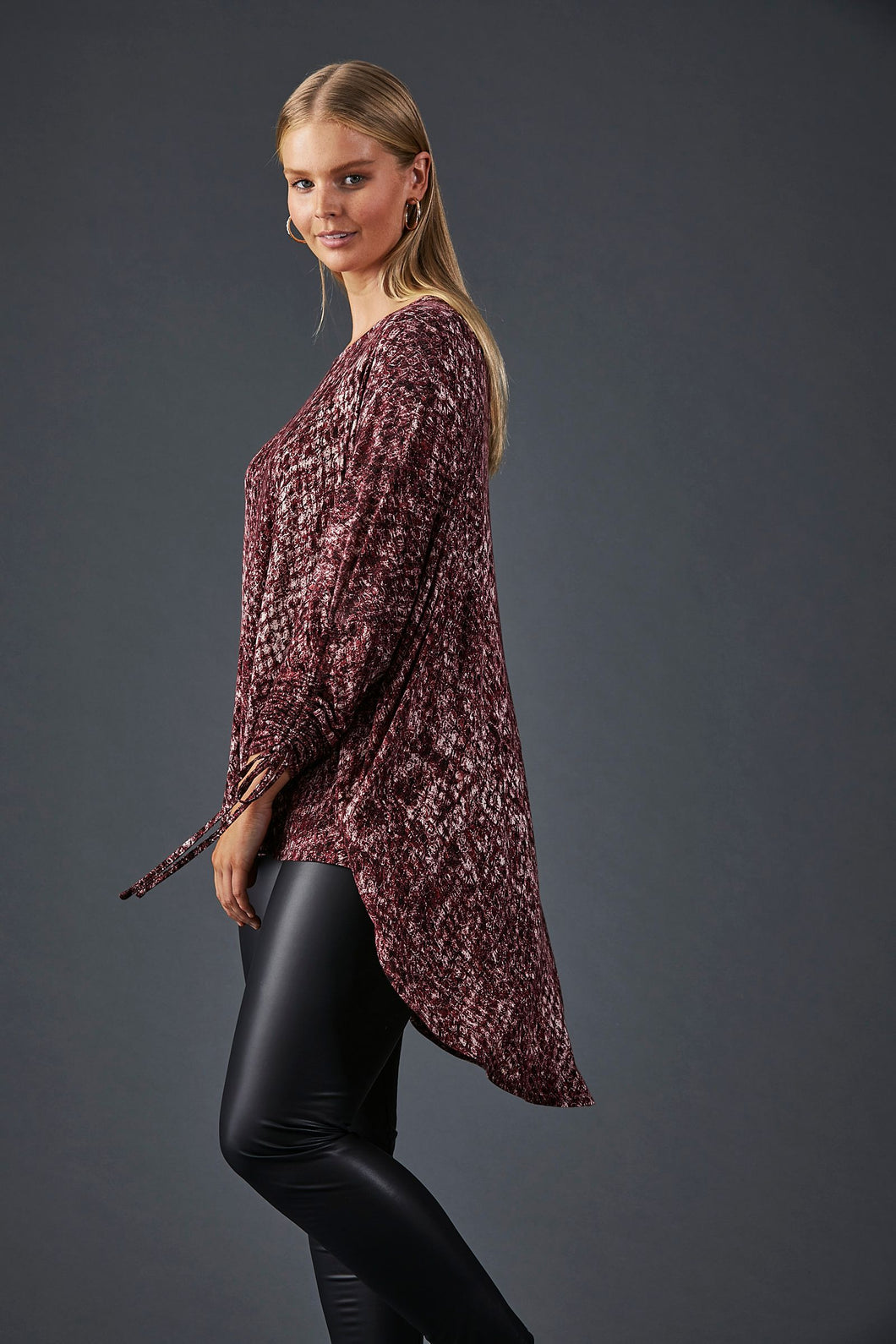 El Questro Ruched Top, Boa, Mud, Port, round neck, long scoop at back, ruched sleeve,  rayon spandex mix, leopard print, eb&ive, winter 2022, autumn 2022, small business, online, one size