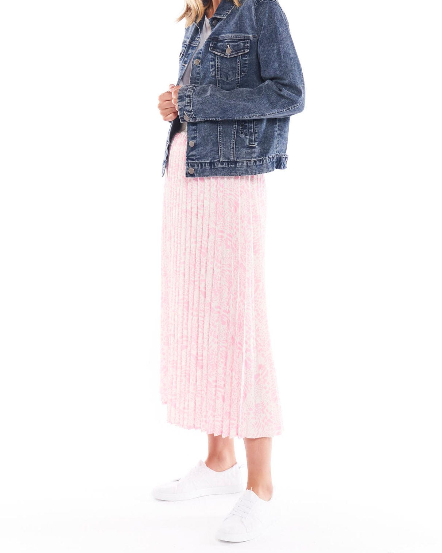 Tilli Skirt Indi Flower, relaxed pleat design, contrast elastic waistband, midi length, autumn 2022, winter 2022, viscose blend, a-line, small business, online, sass clothing, betty basics